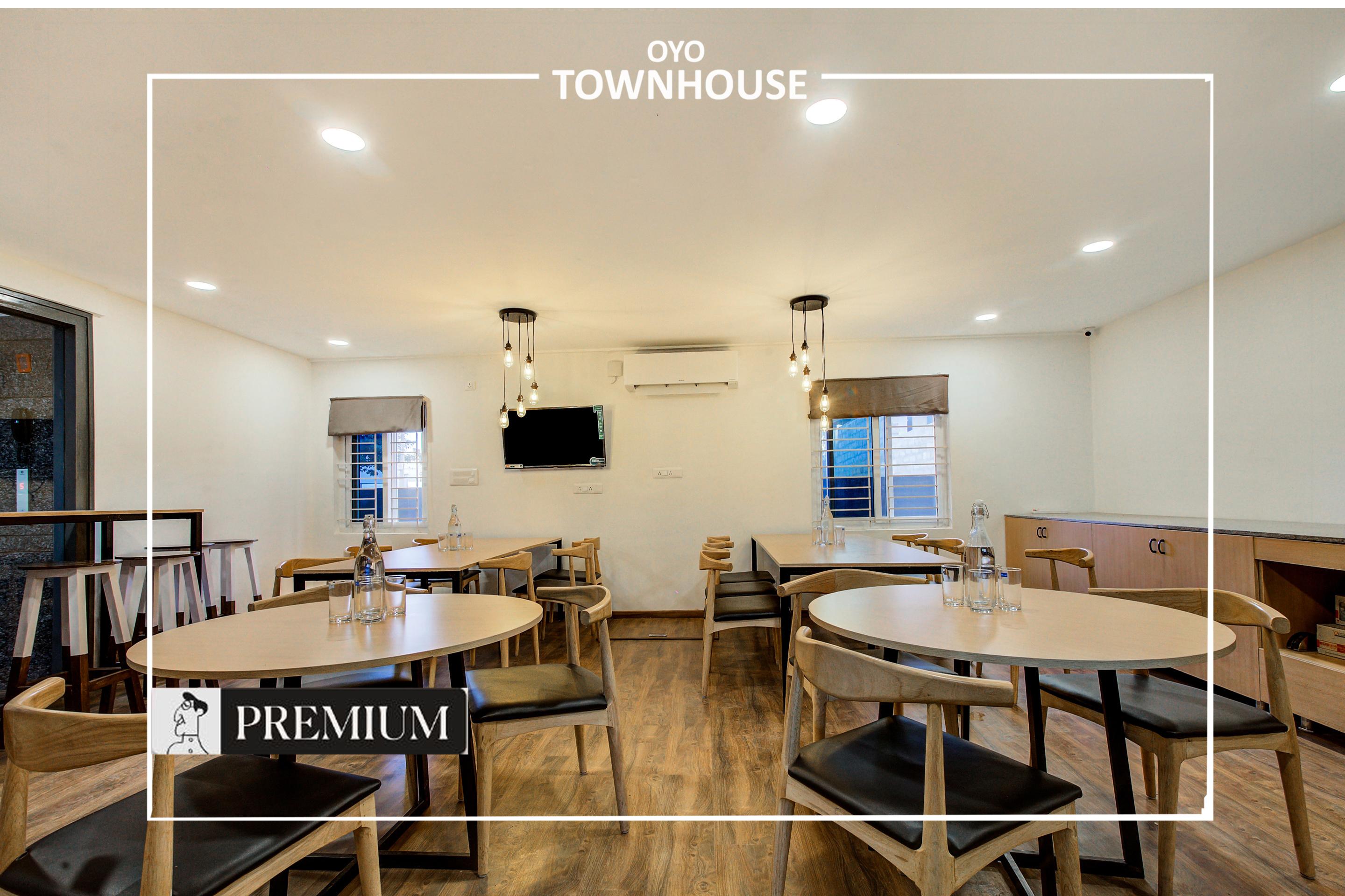 Townhouse 076 Hebbal Hotel Bangalore Exterior photo